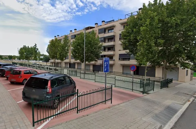 CONJUNT DE LOCALS COMERCIALS EN VENDA A SANTA MARGARIDA DE MONTBUI — 2