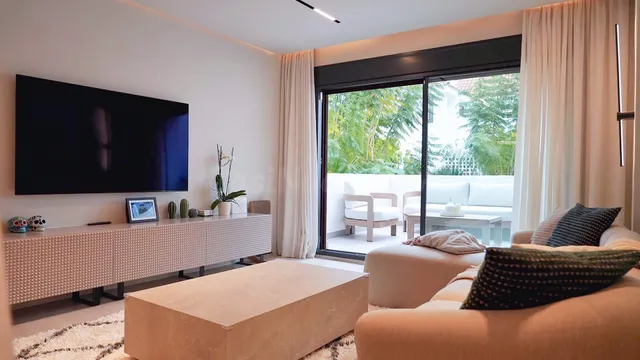 Piso totalmente reformado en Nueva Andalucía, Marbella — 26