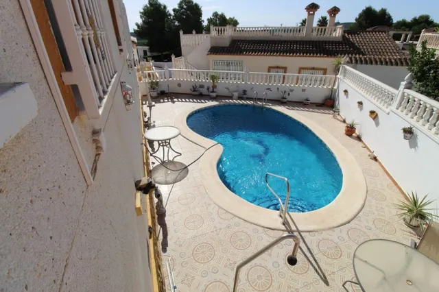 Villa 3 habitaciones 90m² en venta - Centro — 42