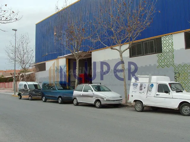 Nave industrial 770m² en venta - Centro - foto 2