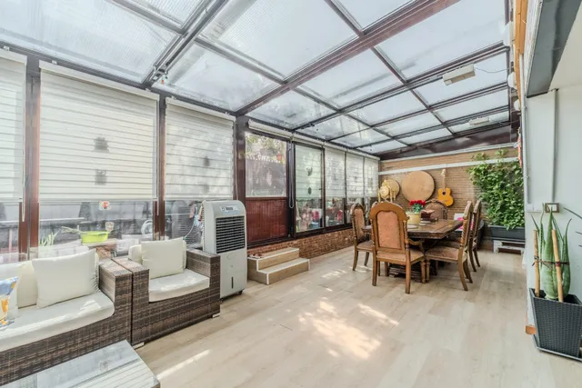 Precioso chalet adosado de cinco dormitorios y tres baños en el PAU de Carabanchel — 14