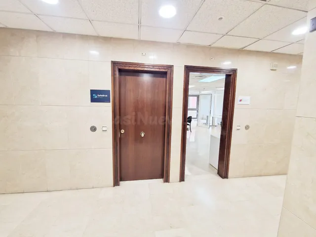 Oficina 77m² en venta - 1º Ensanche - foto 3