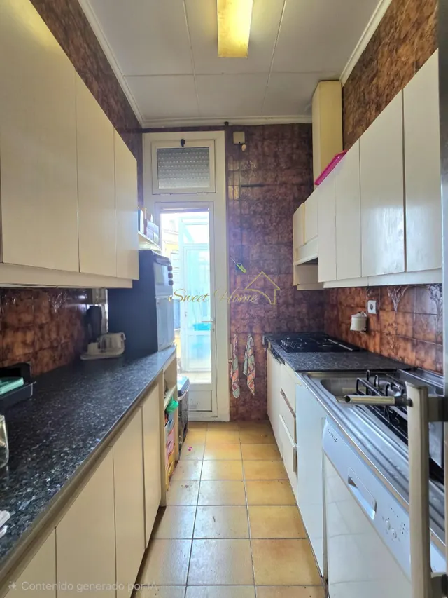 Típica casa inglesa a Reformar con Amplias Posibilidades en Sabadell — 11