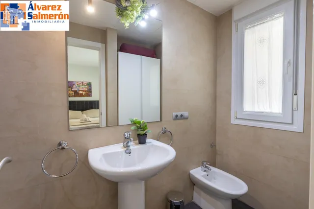 ¡CASA CON ENCANTO Y VISTAS EN PLENA PLAZA DE SANTO DOMINGO... EN EL EMBLEMÁTICO BARRIO DEL REALEJO! — 43