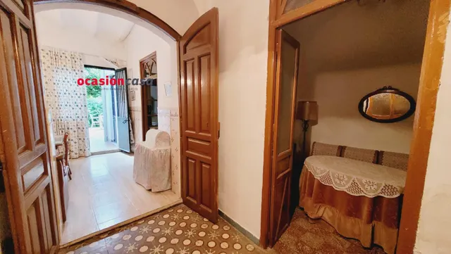 SE VENDE PLANTA BAJA CON COCHERA — 3