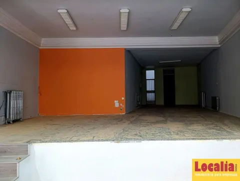 Amplio local para convertir en vivienda, Palencia