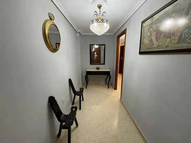 4 habitaciones y ascensor junto a la Avenida del Aeropuerto — 34