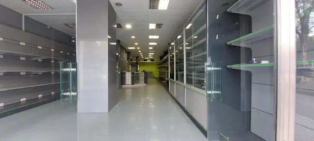 LOCAL COMERCIAL EN VILLARRUBIA CORDOBA — 8