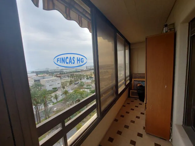 Amplia vivienda de lujo junto al Puerto Deportivo y Paseo Marítimo — 31