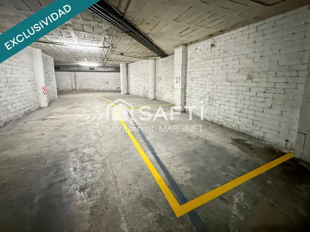 Plaza de garaje en venta en Berga - foto 3