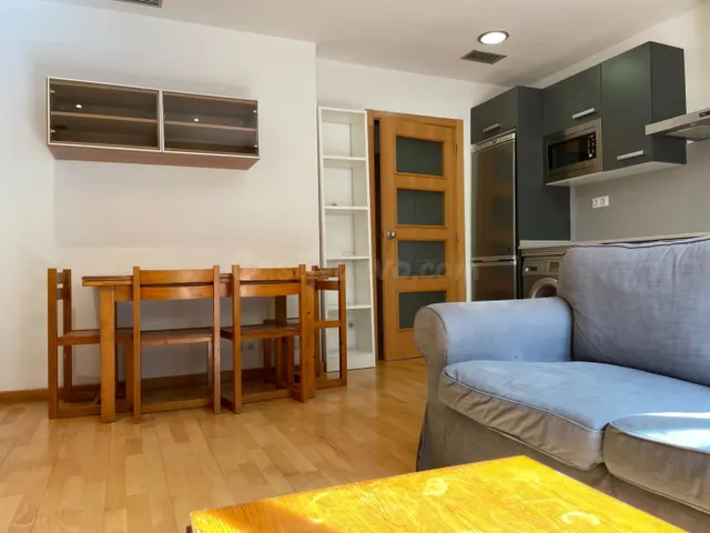Planta baja con gran patio en el centro de Sant Feliu de LLo - foto 4
