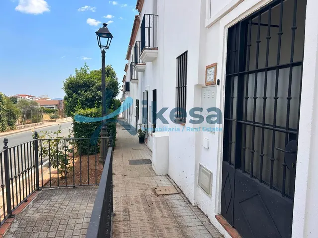 Venta de casa Adosada en Higuera de la Sierra, Huelva. - foto 3