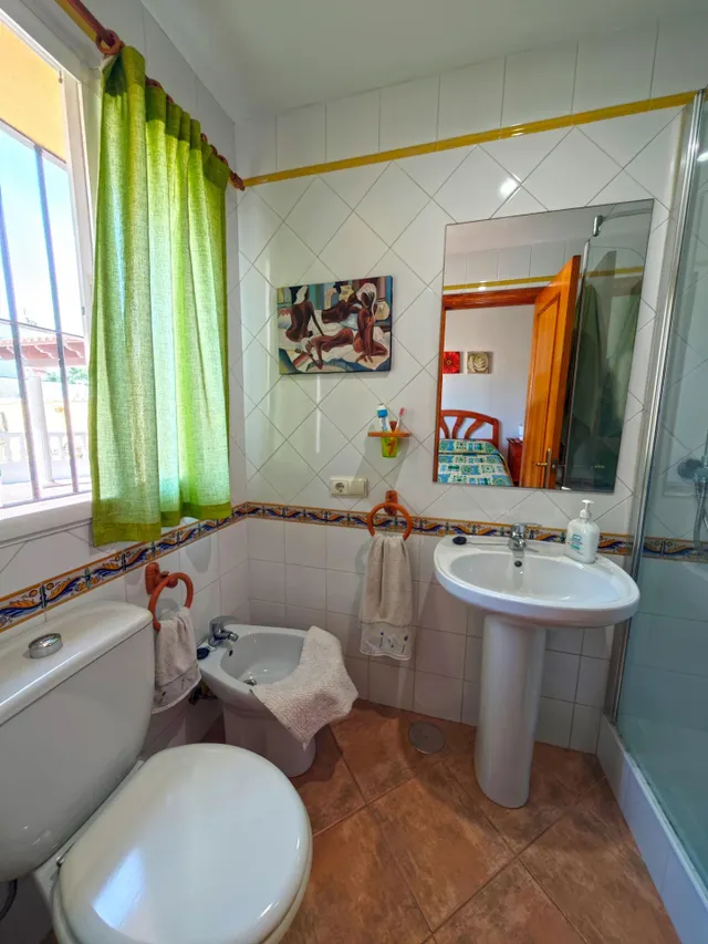CHALET CON PISCINA EN SANCTI PETRI — 48