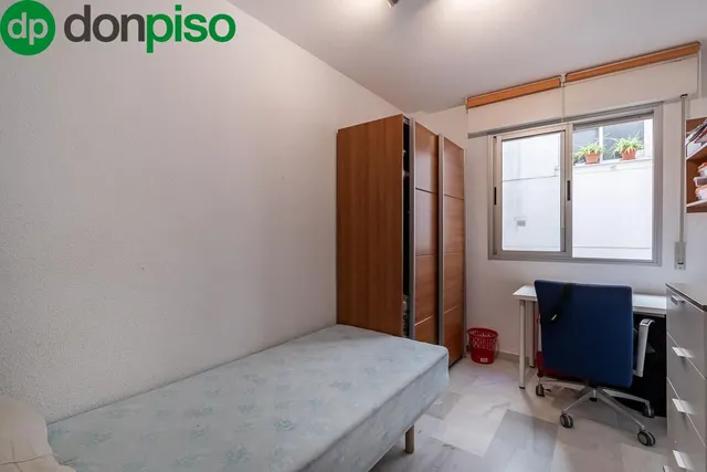¡¡Fantástico piso de 7 habitaciones en Bola de Oro!! — 29
