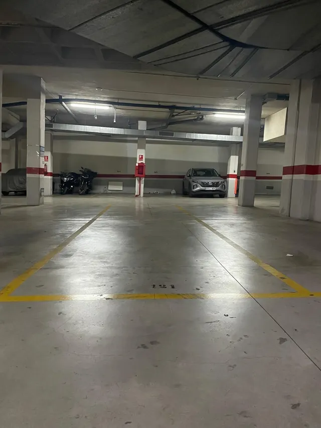 OLVIDATE DE BUSCAR APARCAMIENTO: PLAZA DE GARAJE EN VENTA EN ELCHE!!!!! — 2