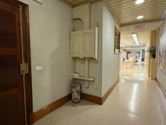 LOCAL IDEAL PARA OFICINAS AL CENTRO DE IGUALADA!!! — 6