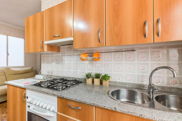VIVIENDA CON GRAN PATIO PRIVADO FRENTE AL NUEVO HOTEL BARCELÓ 5★ — 15