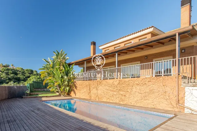 Casa independiente con vistas al mar en venta en Arenys de Mar — 5