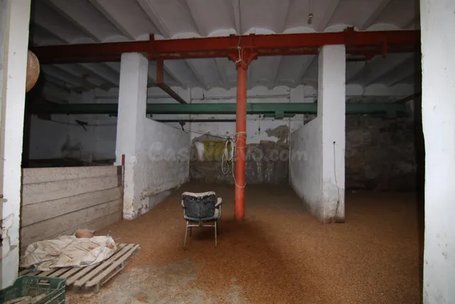 LOCAL COMERCIAL CON SUPERFICIE DE 435 M2 - foto 2