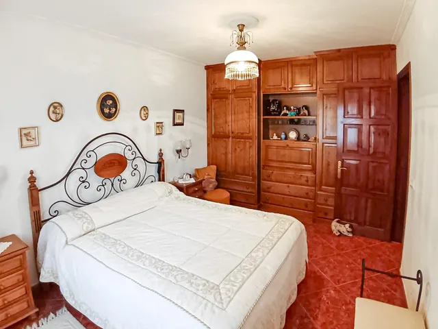Acogedor Chalet en Planta Baja en San Oleo — 6