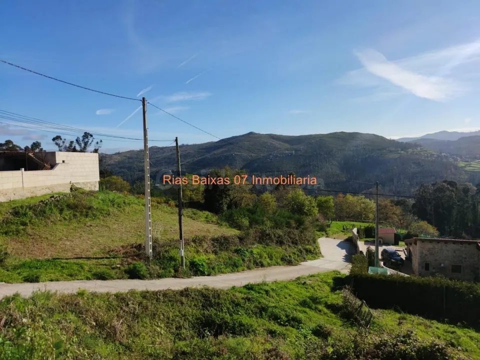 REF 2800 SOLAR 1763m2 SOLEADO ZONA AMOEDO ( PAZOS DE BORBEN )