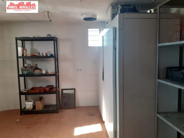 GASOLINERA CON PARCELA, CASA  RESTAURANTE EN MONFORTE DEL CID — 33