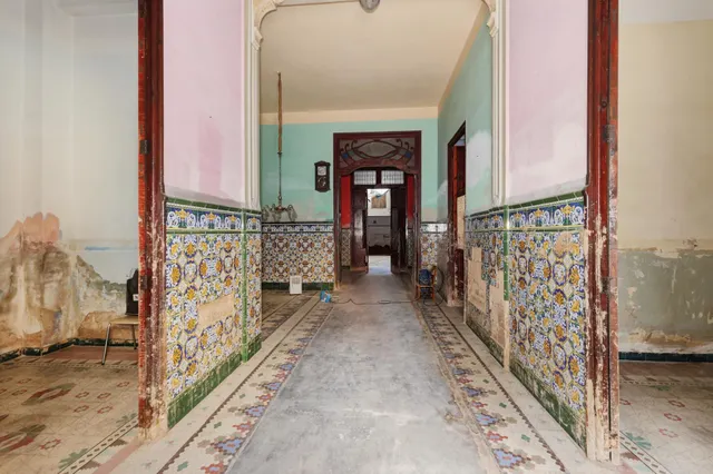 Casa de pueblo con gran potencial y amplios espacios — 21