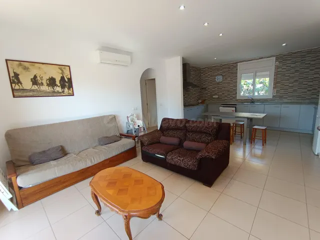 Villa exclusiva con piscina privada a pocos minutos del mar  - foto 2