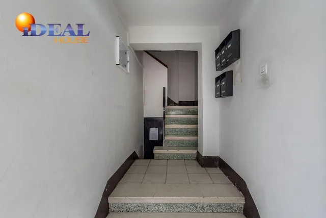 PISO JUNTO AVENIDA DE ANDALUCIA (Sin ascensor) — 21