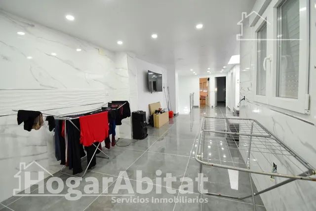 CASA REFORMADA Y MUY BONITA CON TRASTERO Y TERRAZA — 29