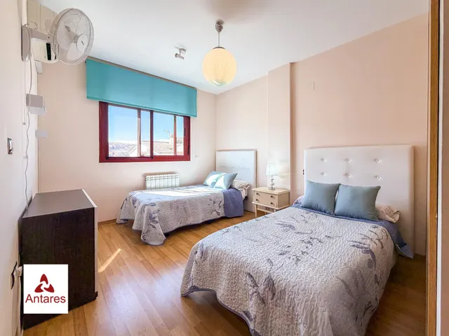 Casa Pareada en Granada capital (Lancha del Genil) — 34