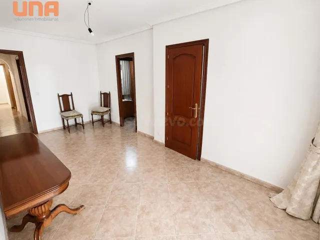 Piso junto al Centro Comercial el Arcangel con Plaza de Garaje opcional — 2