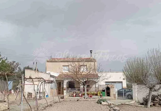 Casa de campo-Masía en Venta en Yecla Murcia