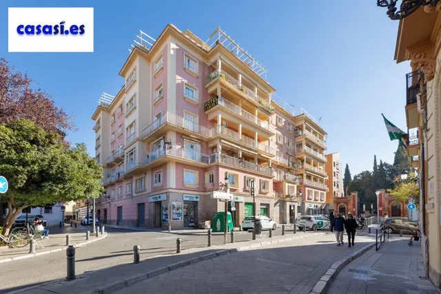 Gran vivienda en Plaza Los Campos - 7 habitaciones