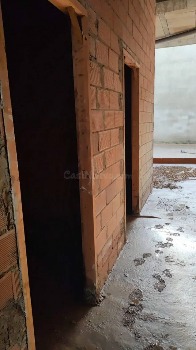 CASA EN CONTRUCCIÓN EN GUADASSUAR