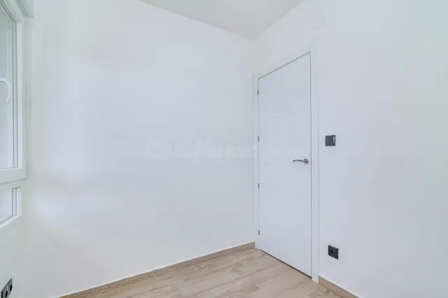 Venta 5 dormitorios. baño. aseo. reformado — 15