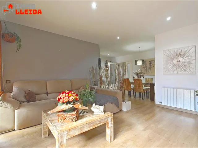 Piso con terraza y garaje en Cerdanyola del Vallès — 17