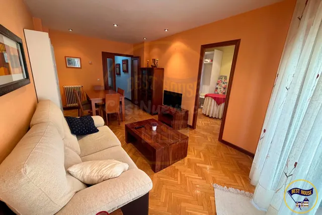 PISO EN ALQUILER EN EL CENTRO DE CUENCA - foto 3