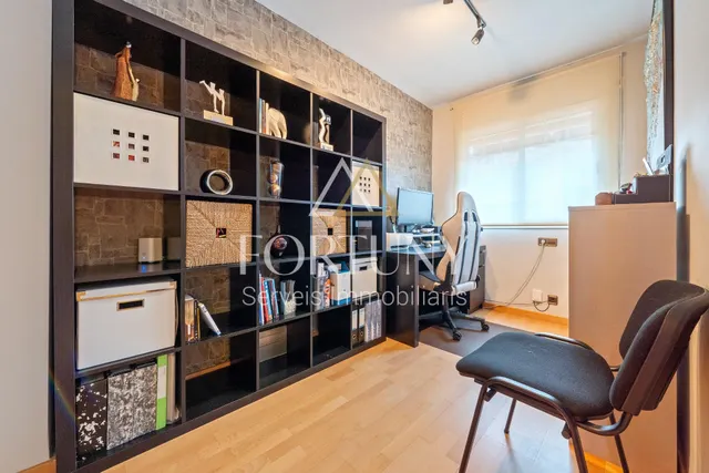 Casa adosada en venta en Passatge de Montbrió del Camp, Reus. — 26