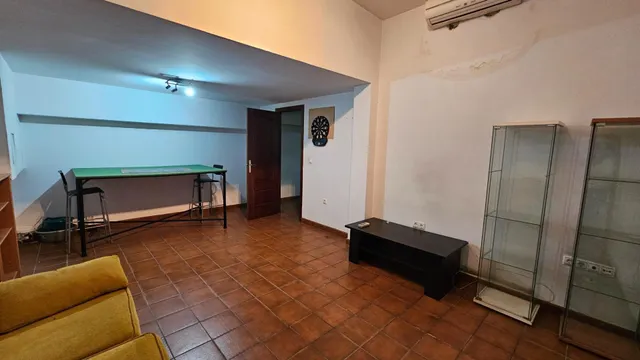 CAÑERO. Amplia Casa con cochera privada — 32