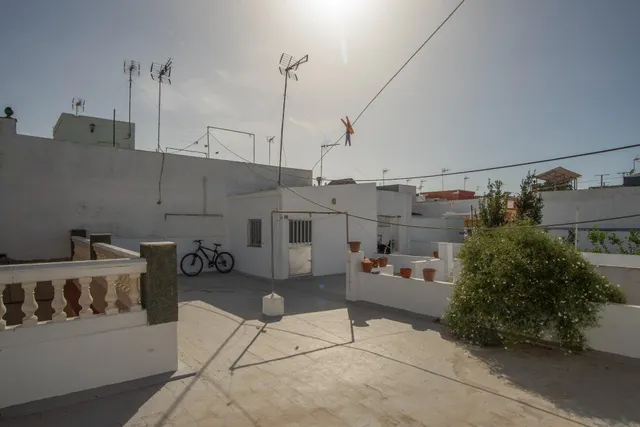 Casa independiente con jardín, patio y azotea en San Fernando — 47