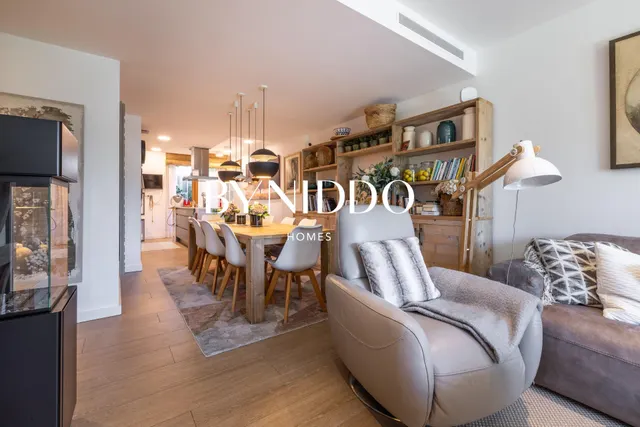 Exclusiva vivienda con dos espacios independientes, jardín privado y piscina en Can Mates — 19