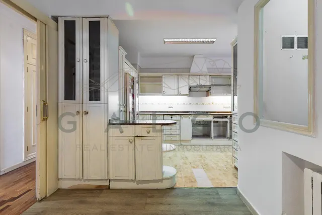 Piso a la venta junto a la plaza del ayuntamiento — 10