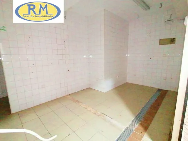 Venta de Local + Trastero en Pleno Centro de Cáceres, Junto al La Cruz — 8