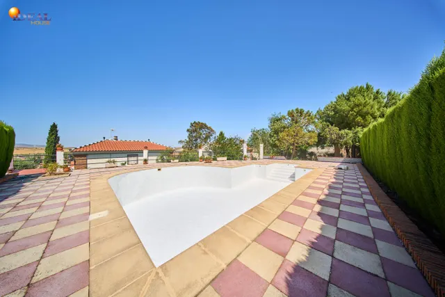 Impresionante chalet de 4 habitaciones con piscina de 86 m3 totalmente despejada — 18