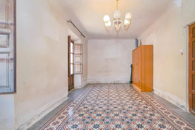Casa señorial con terraza y posibilidad de rentabilidad. — 13