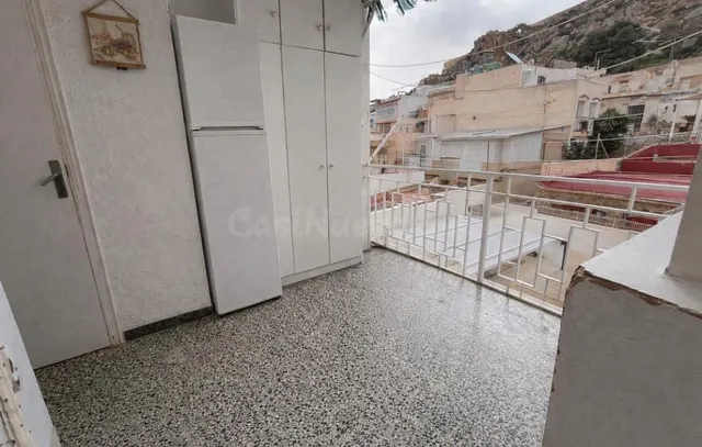 Piso en pleno centro a 2 minutos de la playa - foto 4