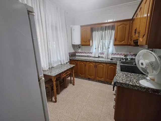 Chalet independiente con piscina y parcela de 1.221 m2 en Las Quemadillas. Córdoba — 10