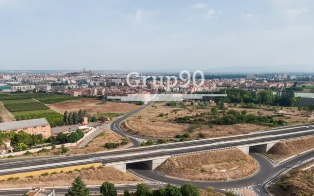 El local ideal para tu negocio, 2.000m2 en Lleida — 7