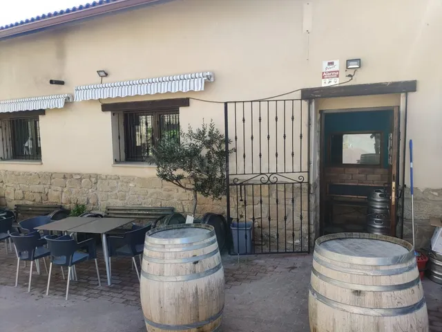 Local comercial en Venta en Villabuena De Alava Álava - foto 2